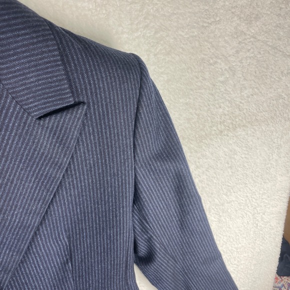 VTG Jones New York Sz 12 Blazer Jacket Pinstripe 100% Wool 80s 90s Shoulderpads - Picture 13 of 16